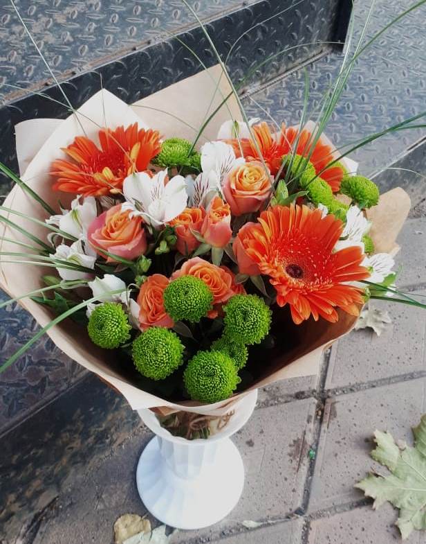Букет цветов из: Герберы, Хризантемы, Альстромерии и Розы в Черницыне