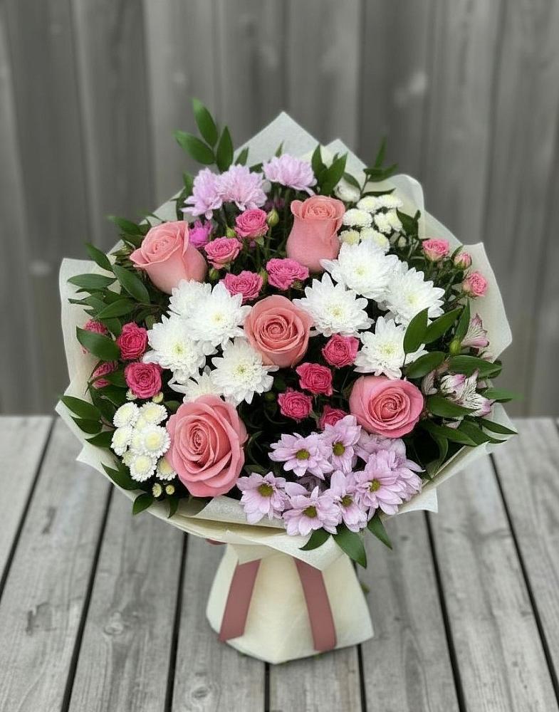 Букет цветов из: Альстромерии, Гвоздики, Розы и Хризантемы в Черницыне