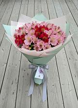 Букет цветов из:  Альстромерии в Черницыне