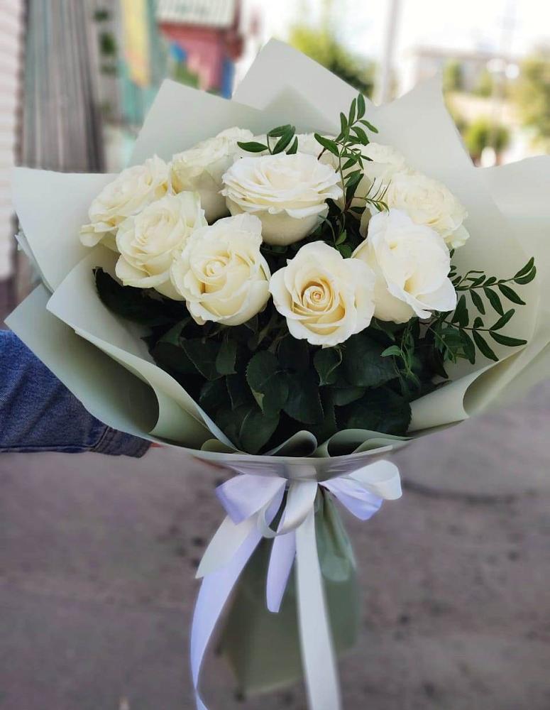 Букет Белые розы Проуд в Черницыне
