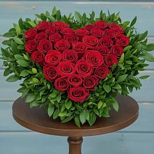 Цветочная композиция из Розы в виде сердца #REPLACE_PRED# Черницыне