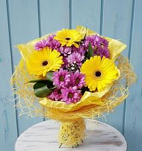 Букет цветов из:  Хризантемы и Герберы в Черницыне
