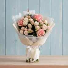 Букет цветов из:  Розы в Черницыне